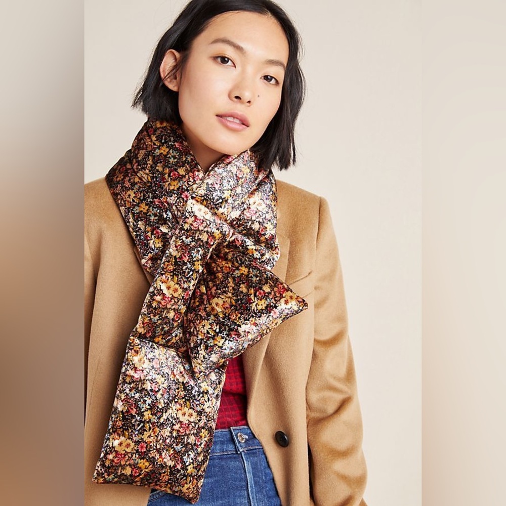 Anthropologie Garnet Velvet Puffer Scarf Floral Dark